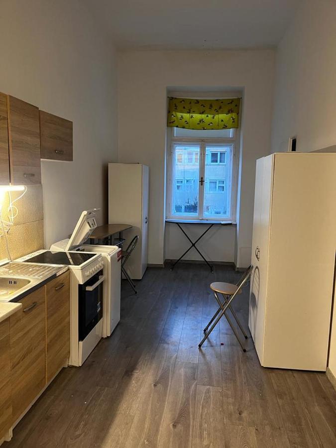 Downtown Fine-Tuned 2 Bedroom + Livingroom Apartment Th.32.1.3 Szombathely Exterior photo